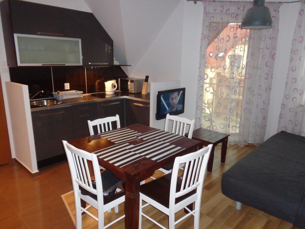 Apartament Lisi Jar Jastrzębia Góra Eksteriør billede