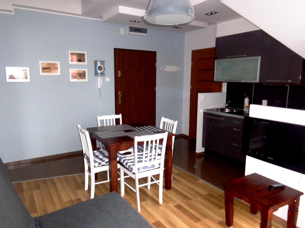 Apartament Lisi Jar Jastrzębia Góra Eksteriør billede